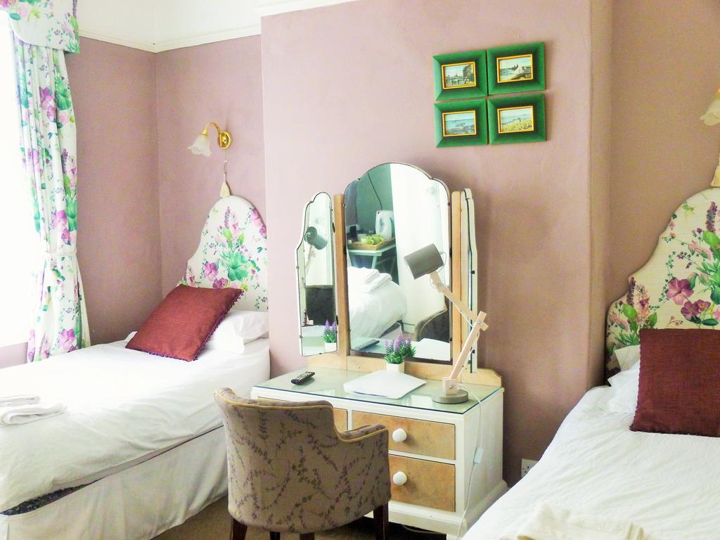 Dunsandles Guesthouse Wallasey Δωμάτιο φωτογραφία